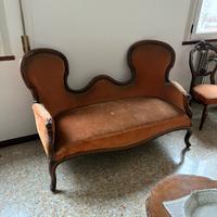 Divano antico stile Luigi Filippo, noce (XIX)