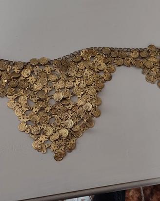 Cintura dorata danza del ventre