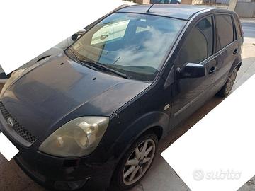 Ford Fiesta 1.4 TDCi turbodiesel da 50 kW (68 CV)