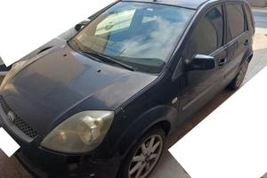 Ford Fiesta 1.4 TDCi turbodiesel da 50 kW (68 CV)