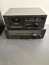 Piastra e Radio AKAI