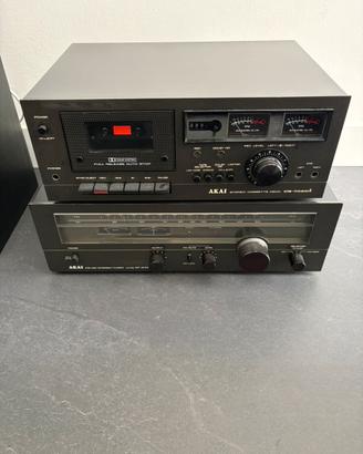 Piastra e Radio AKAI