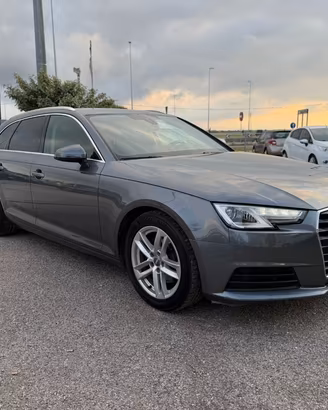 AUDI A4 Avant 2.0 TDI 150CV ULTRA S TRONIC BUSINES