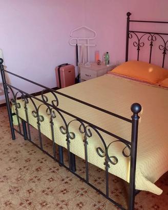 base letto (senza materasso e coperte