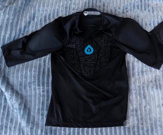 661 maglia tecnica con pettorina e spalline