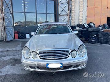 Ricambi Mercedes-Benz E270 CDI 177cv del 2003