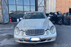 Ricambi Mercedes-Benz E270 CDI 177cv del 2003