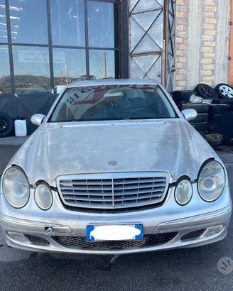 Ricambi Mercedes-Benz E270 CDI 177cv del 2003