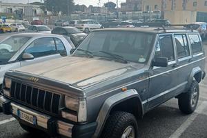 vari ricambi jeep cherokee