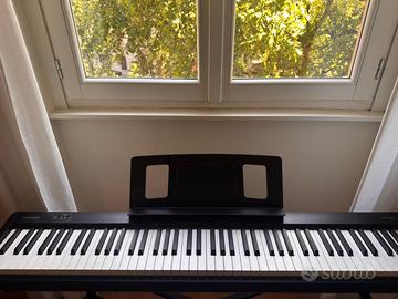 Piano Roland FP-10