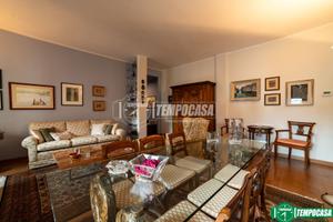 NUDA PROPRIETÀ - Quadrilocale ristrutturato in cen