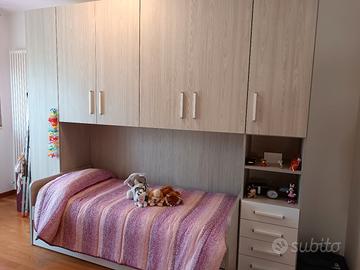 Camera a ponte con altro letto contenitore 