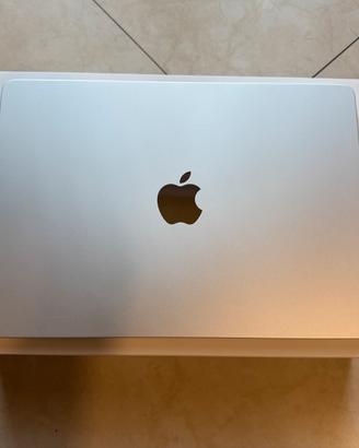 Macbook air m3 512/16 gb argento