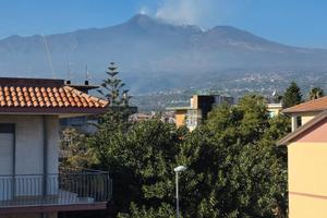 Riposto(adiac.Lungomare) bel 3 vani 1/2 + garage