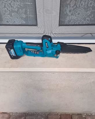 motosega a batteria