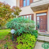 SPLENDIDA VILLA A SCHIERA DI TESTA