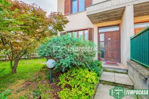 SPLENDIDA VILLA A SCHIERA DI TESTA