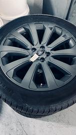 Gomme e cerchi range rover velar