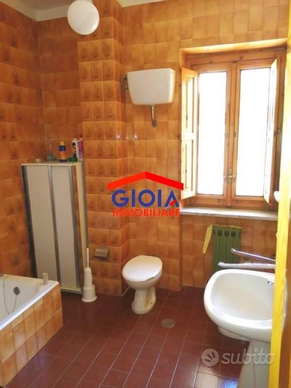Rustico / Casale di 5240 m² con più di 5 locali e - Vista 3