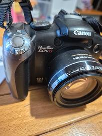 MACCHINA FOTOGRAFICA CANON SX20IS