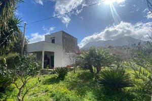 Rustico / Casale di 80 m² con 4 locali a Carini