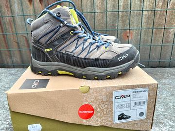 scarponcini trekking 