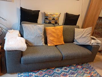 Divano letto tre posti 