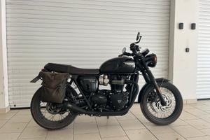 Triumph Bonneville t120 black