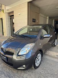 Toyota Yaris 1.4 D-4D DPF 5 porte Sol