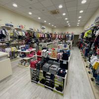 Arredamento Per Negozio