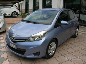 TOYOTA Yaris 1.4 D-4D 5 porte Lounge