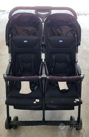 Passeggino gemellare chicco