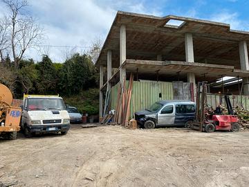 Villetta allo stato grezzo al rustico