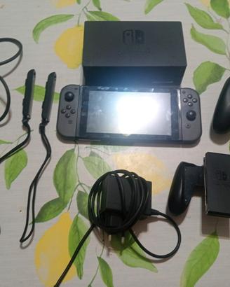 Nintendo switch usata 