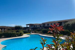 Splendido appartamento con piscina Porto San Paolo