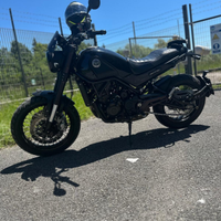 Benelli Leoncino 500 Trail