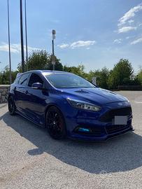 FORD FOCUS ST 2.0 EcoBoost