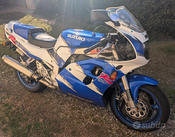 Suzuki GSX R 1100