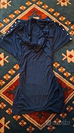 Maglia blu lunga con scollo ampio vintage