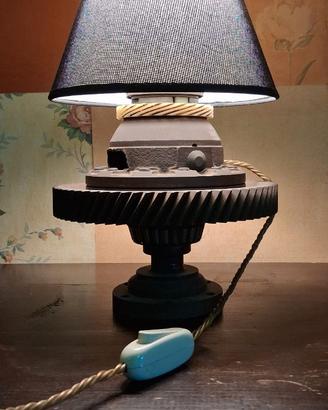 LAMPADA ARTIGIANALE CON INGRANAGGIO DI CAMBIO AUTO