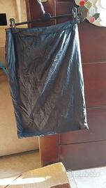 GONNA IN POLIESTERE BRAND STEFANEL COLORE NERO