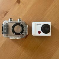 Nilox Mini F (guasta) + Custodia Impermeabile