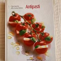Libro Enciclopedia Mondadori della cucina italiana