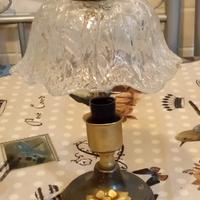 baciu antica lampada comodino antica 