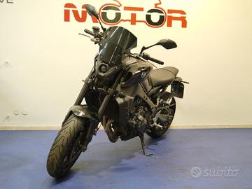 YAMAHA MT 09 UNICO PROPRIETARIO GARANZIA CASA MADR