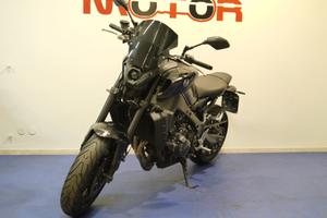 YAMAHA MT 09 UNICO PROPRIETARIO GARANZIA CASA MADR