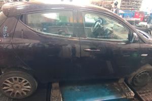 Sportello anteriore destro Y 2013