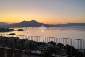 ATTICO A NAPOLI