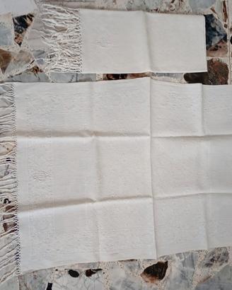 2 asciugamani vintage con iniziali 