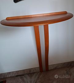 Mobiletto da ingresso casa